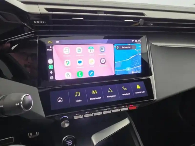 Peugeot 408 phev 225ch gt e-eat8 suréquipée + toit ouvrant — photo 25