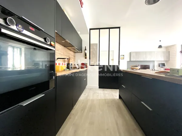 Appartement à vendre à Vannes T3 rénové Hyper centre Port