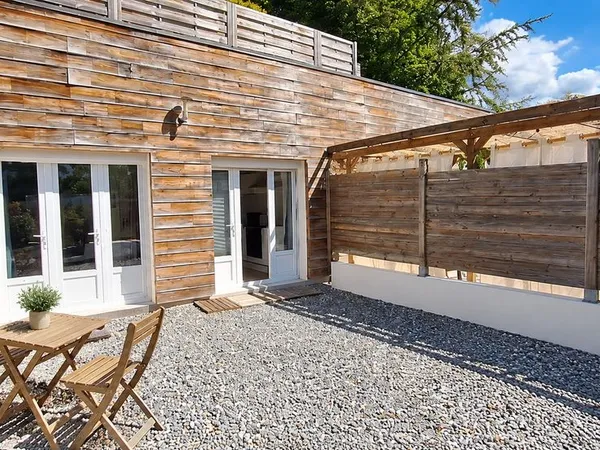 Loin du tumulte, proche de tout : deux appartements à découvrir à 35 minutes de la Suisse