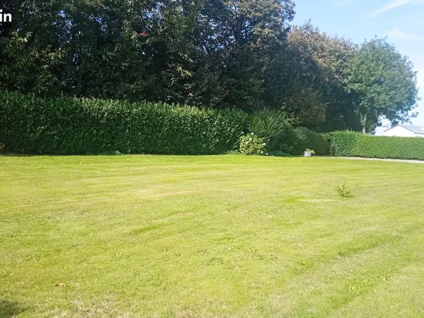 Terrain privé à la campagne