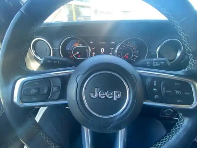Jeep Gladiator 3.0 v6 multijet 264ch overland 4x4 bva8 — photo 12