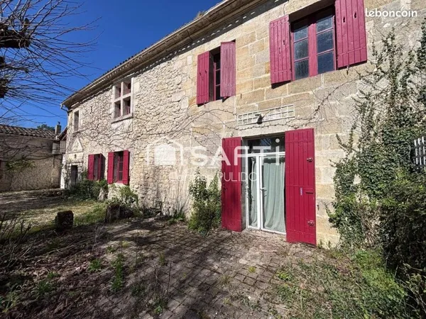 Maison 12 pièces 305 m²