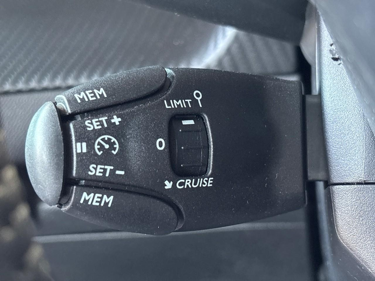 Peugeot 2008 100 s&s bvm6 style — photo 25