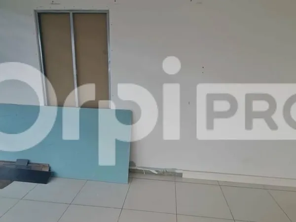 Local commercial 65 m²
