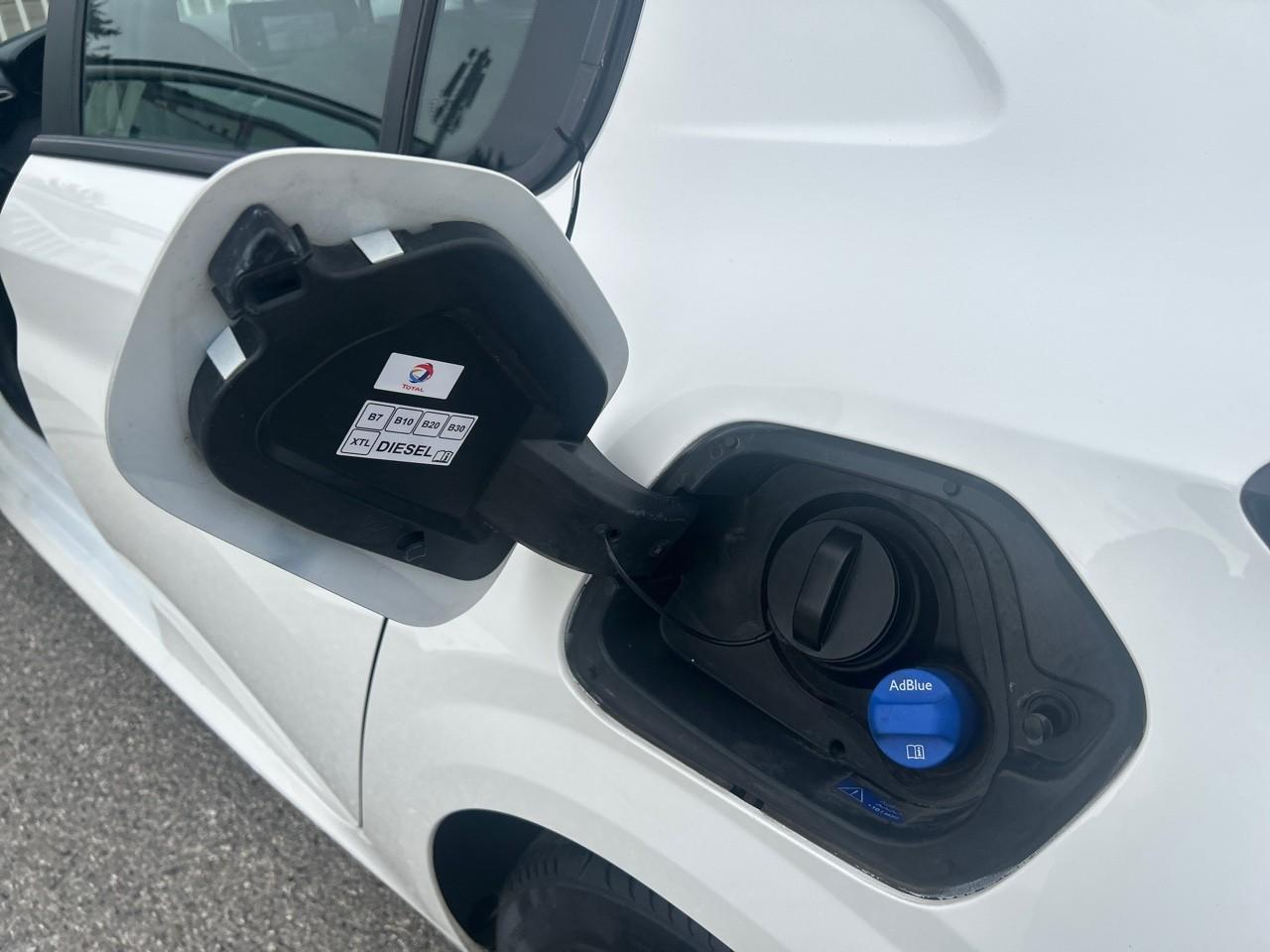 Peugeot 208 1.5 bluehdi 100 premium — photo 15