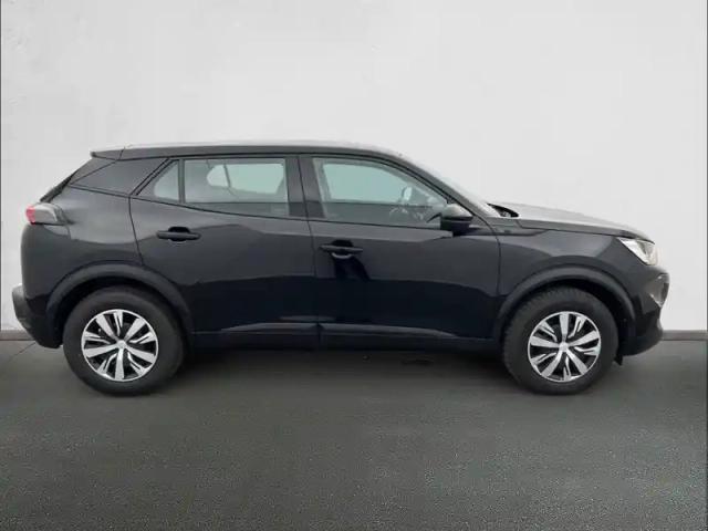 Peugeot 2008 electrique 136 ch — photo 4