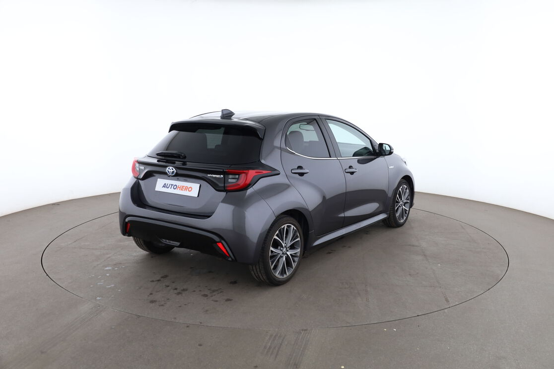 Toyota Yaris 1.5 Hybride Iconic — photo 5