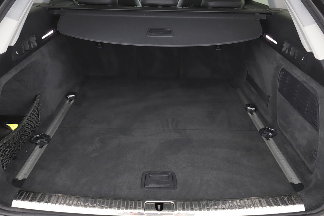 Audi A6 Avant 40 TDI Avus Extended S Tronic — photo 16