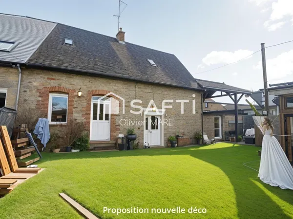 Maison en pierre, 42 m² au sol, terrain 6740 m², Domfront en Poiraie