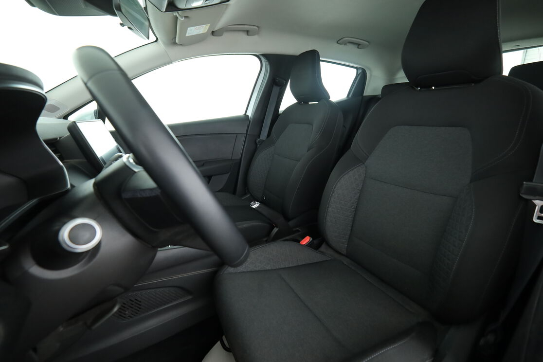 Renault Clio 1.0 TCe Business — photo 9