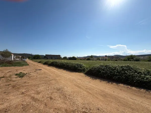 Terrain à bâtir 800 m² Saint-Julien-les-Rosiers