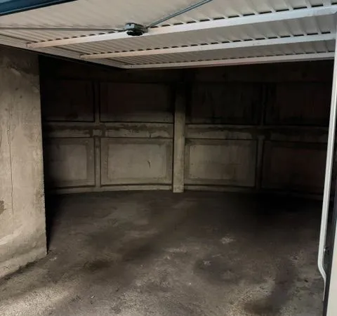 Garage fermé 14 m² à vendre, Saint-Étienne (Jacquard / Jean Jaurès) - 10 000