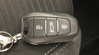 Peugeot 308 1.5 BlueHDi 130ch S&S Active Pack — photo 16