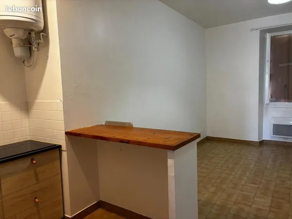Studio 1 pièce 22 m²