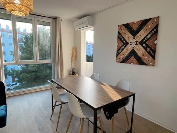 🌸 Colocation Féminine - 1 chambre se libère fin octobre 🌸