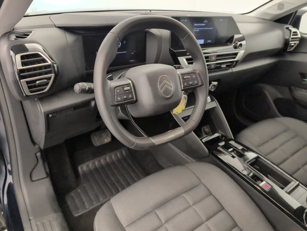 Citroën C4 — photo 15