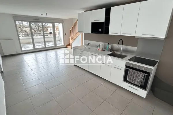 Appartement 3 pièces 79 m²