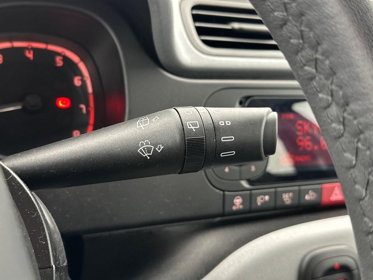 Fiat Panda 0.9 85 ch twinair s/s city cross — photo 19