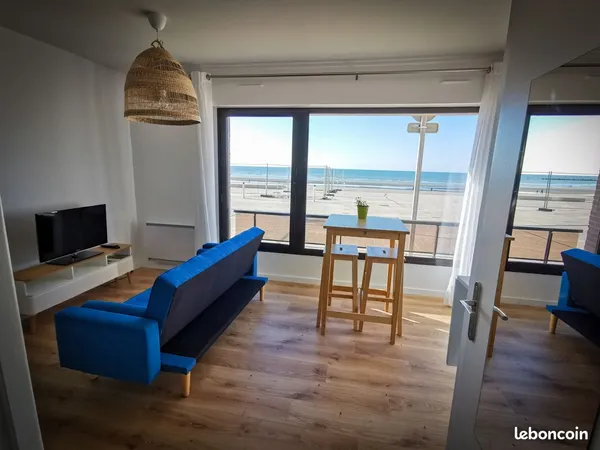 A louer, front de mer, beau studio meublé, 28m2