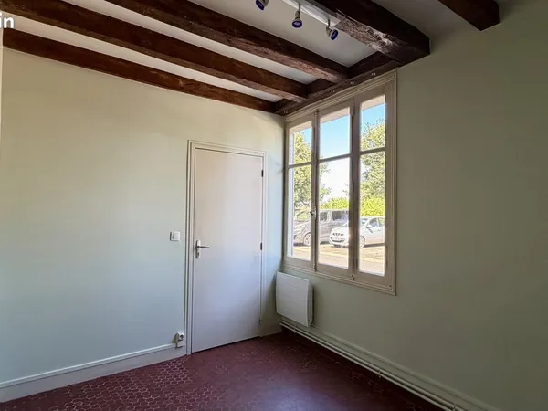 Bureaux 10 m² Savonnières