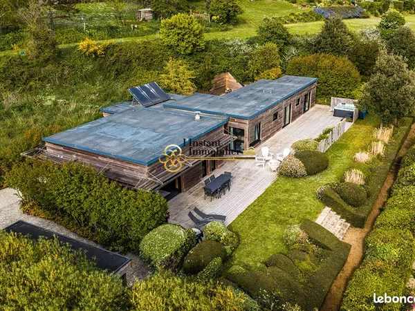 Villa 6 pièces 151 m²
