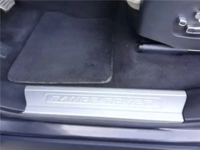 Land Rover Range Rover mark ix p400e phev 2.0l 404ch — photo 10