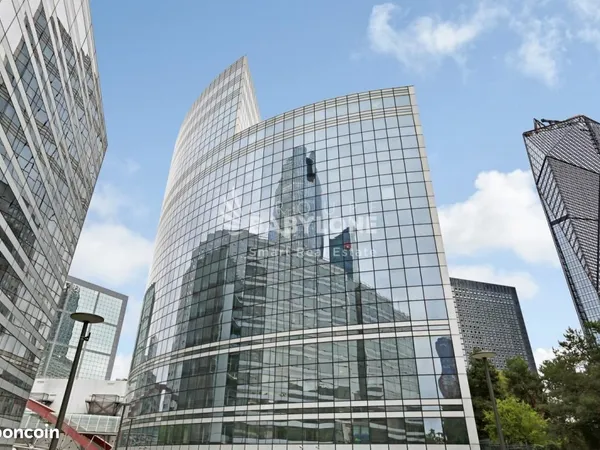 Bureaux 4 259 m²