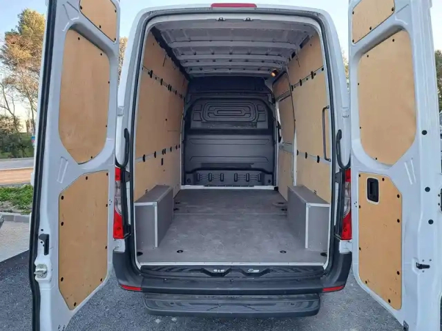 Mercedes Sprinter 315 cdi fourgon toit sureleve — photo 4