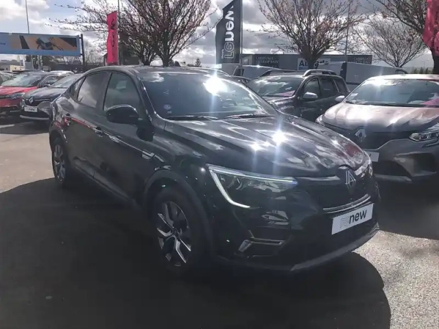 Renault Arkana mild hybrid 140 edc gsr2 — photo 3