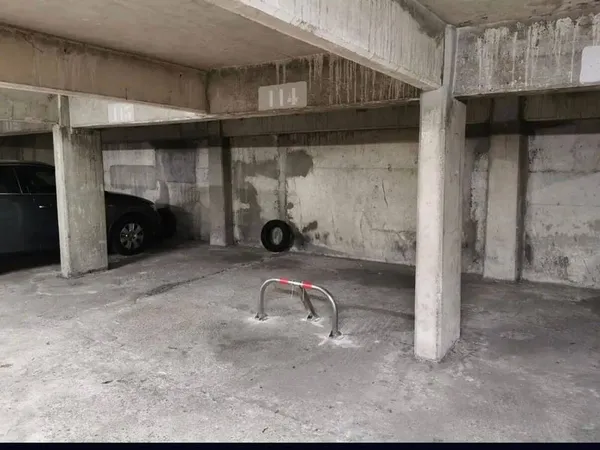 Parking 10 m²