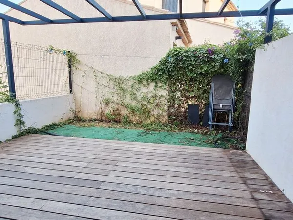 A louer l'annee triplex de type 4