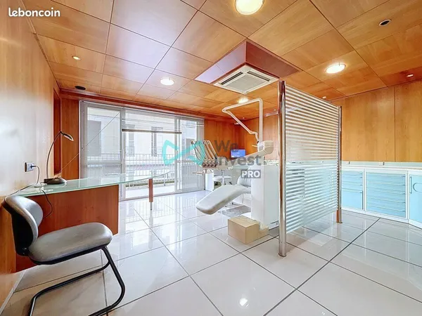 Bureau 181 m²