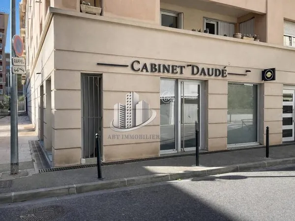 Commerce 6 pièces 95 m²