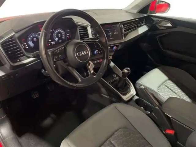Audi A1 25 tfsi 95 ch bvm5 advanced — photo 9