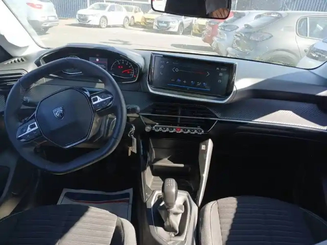 Peugeot 208 puretech 75 s&amp;s bvm5 — photo 11
