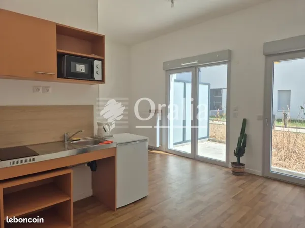 Studio 1 pièce 24 m²