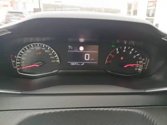 Peugeot 208 puretech 100 s&amp;s bvm6 — photo 54
