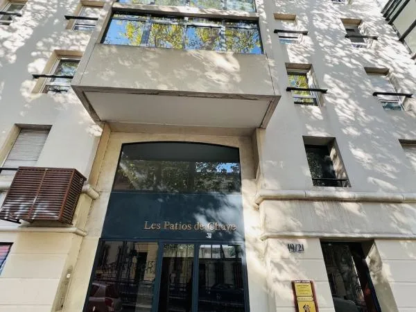 A vendre grand T2 en dernier étage avec parking en SUS Le Camas 13005