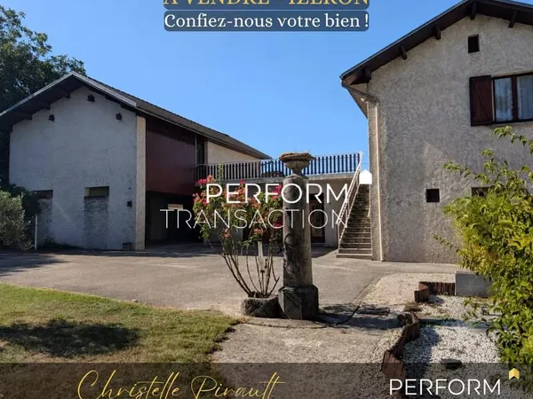 Bâtisse individuelle 130 m² - Terrasse 90 m²