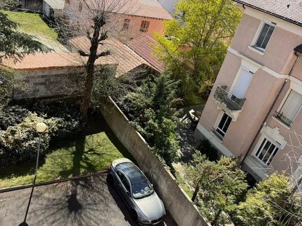 Parking stationnement garage fermé sécurisé