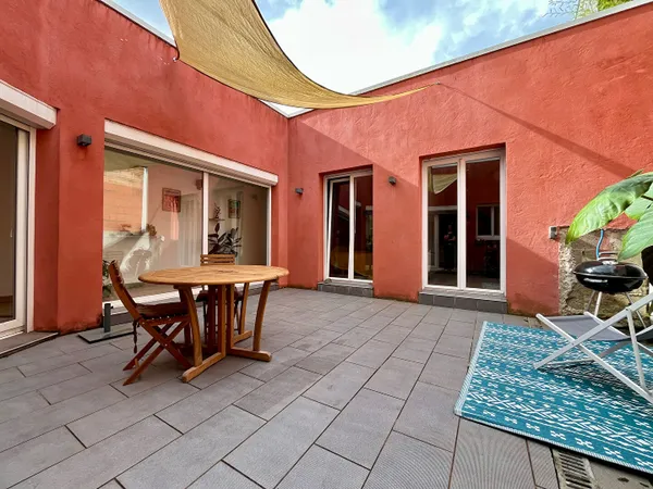 Loft 6 pièces 175 m²