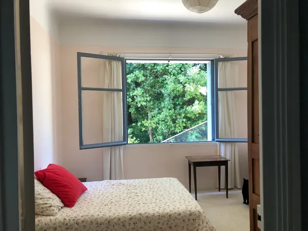 Loue chambre chez l'habitant - 16m²