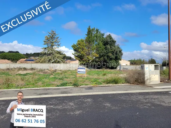 Terrain 390 m²