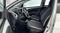 Toyota Aygo 1.0 VVT-i 72ch x-play 5P MY19 — photo 12