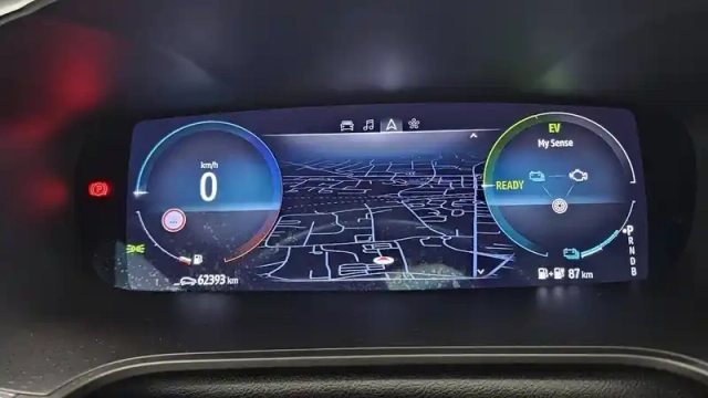 Renault Megane mégane iv berline e-tech plug-in hybride 160 — photo 43