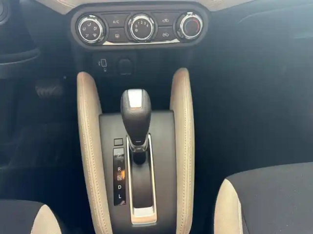 Nissan Micra 1.0 ig-t 92ch made in france xtronic — photo 14