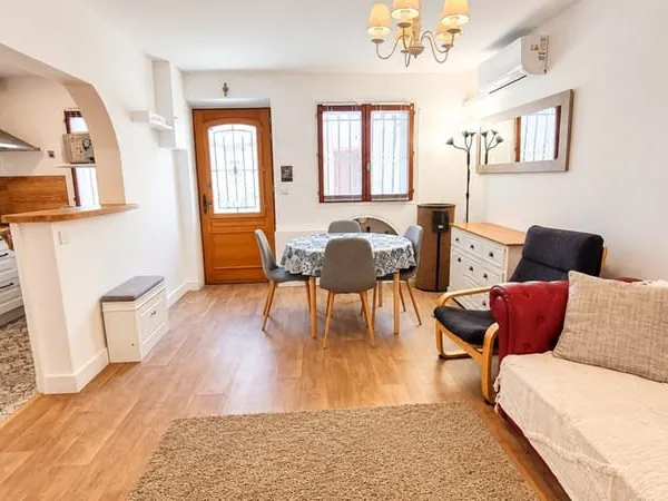 MARTIGUES JONQUIÈRES - Maison 4 pièces, 3 chambres + balcon 12 m²