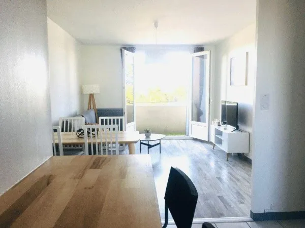 Appartement 1 pièce 64 m²