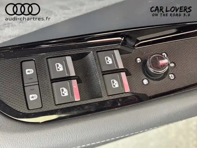 Audi Q3 e-hybrid 272 ch s tronic 6 — photo 29
