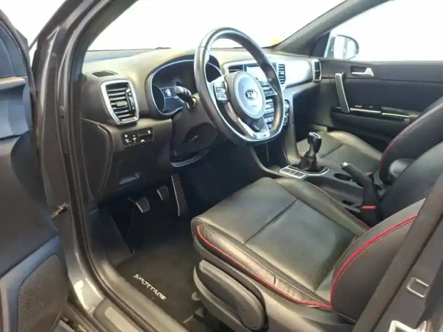 Kia Sportage 1.6 crdi 115 isg 4x2 bvm6 — photo 7